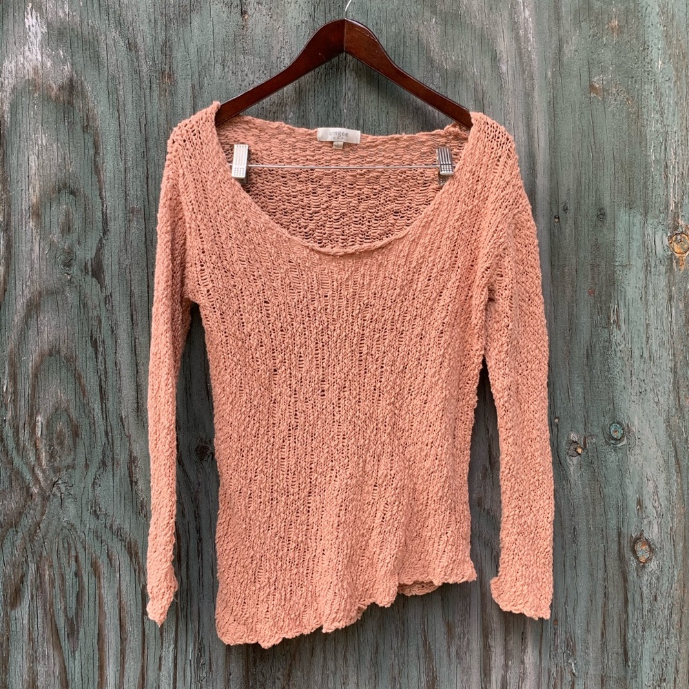 Scoop Neck Knit
